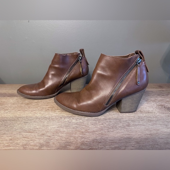 Target Dolce Vita Ankle Booties with Zipper SZ 10 Jameson Double Zip Brown Boots - Picture 1 of 11